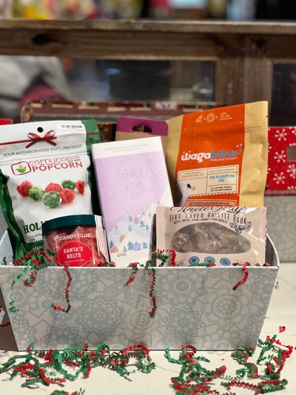 Holiday Gift Basket - Medium 06