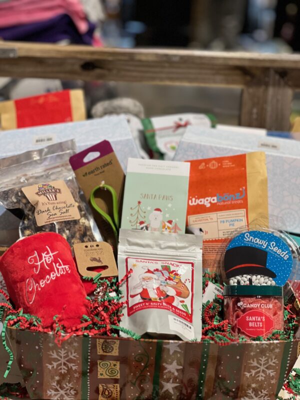 Holiday Gift Basket - Large 08