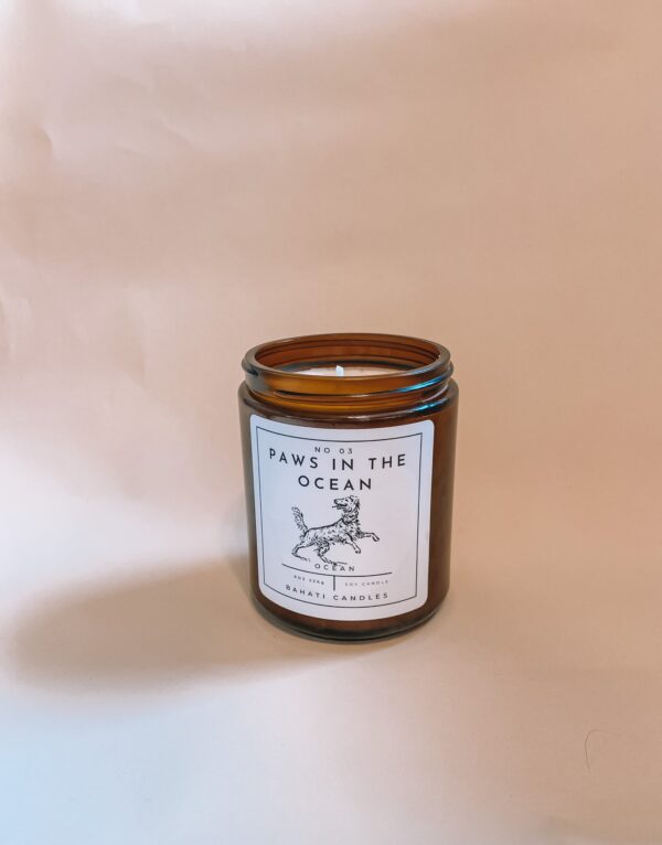 Bahati Pets - Paws in the Ocean - 8 Ounce Candle